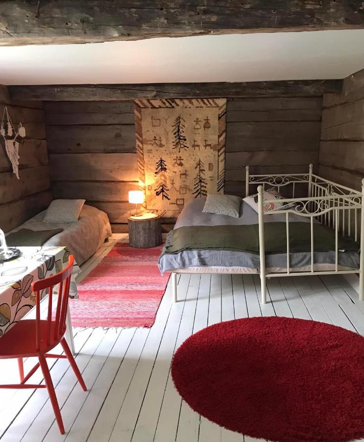 Paeivin Pirtti - Pirttikahvila Ja B&B Luosto Exterior foto